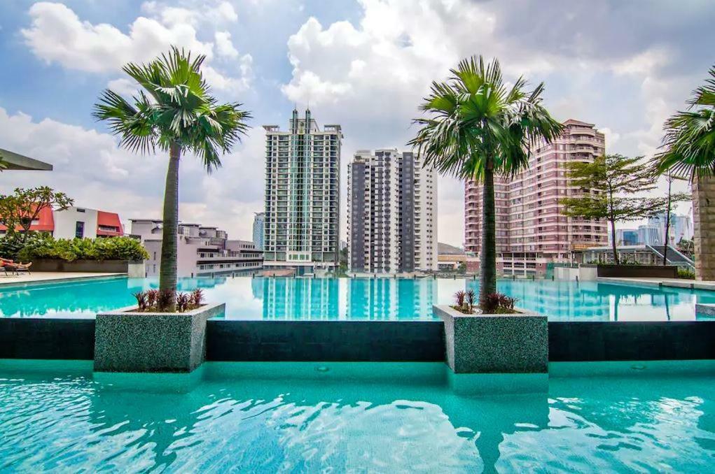 Urban Suites @ Swiss Garden Residence クアラルンプール エクステリア 写真