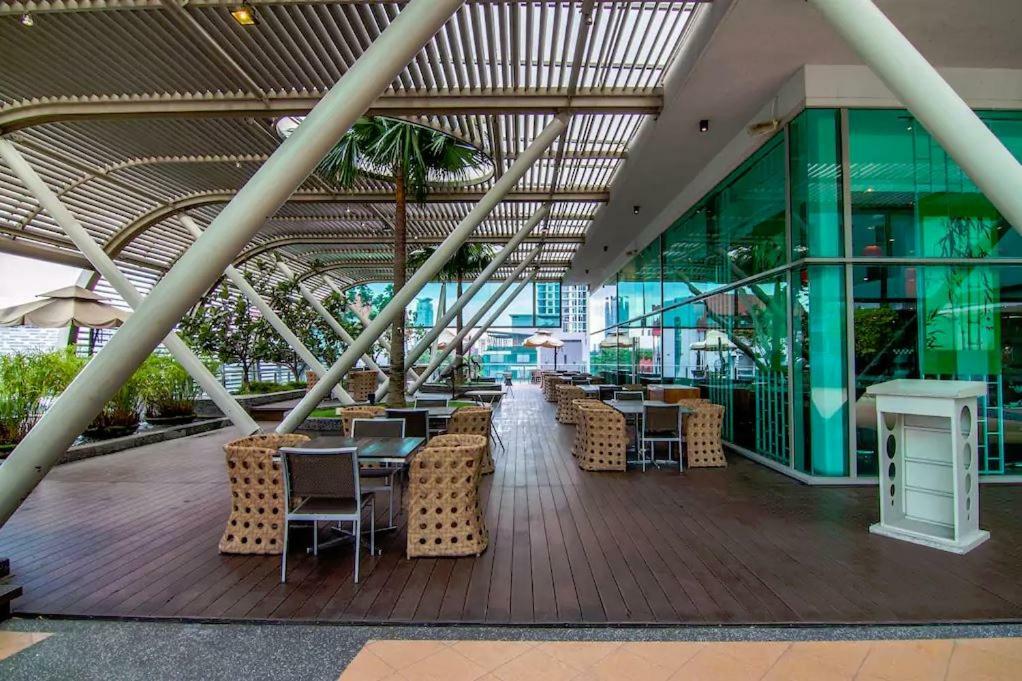 Urban Suites @ Swiss Garden Residence クアラルンプール エクステリア 写真